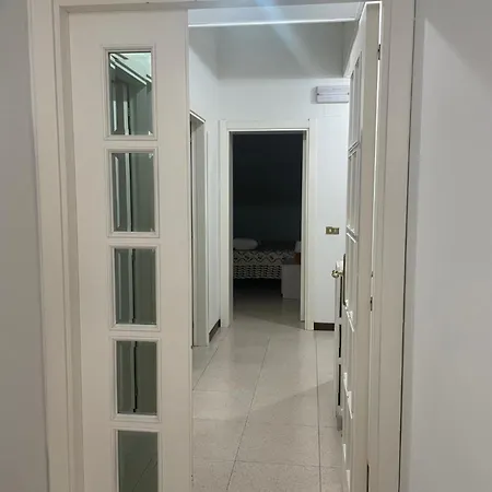 La Casa Sulla Collina Daire Porto SantʼElpidio